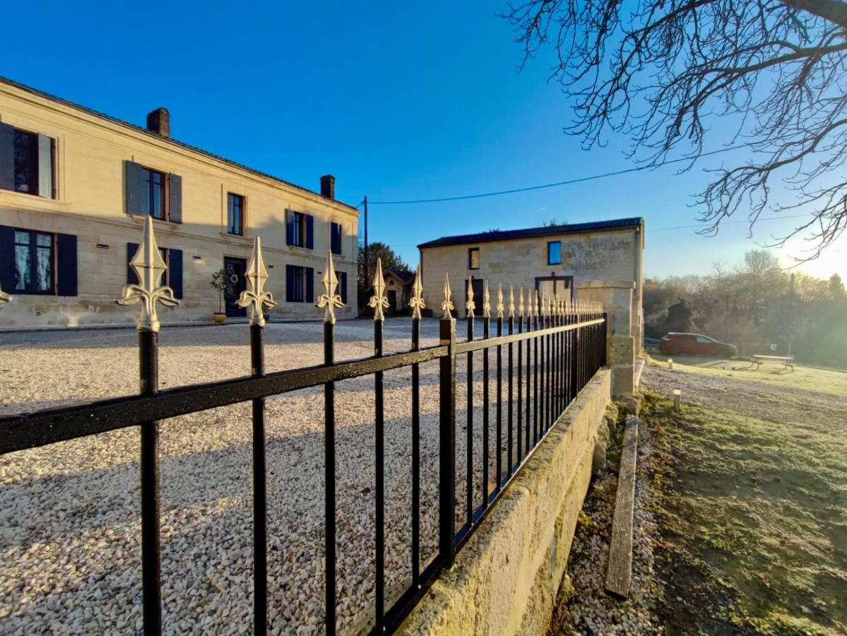 Villa Domaine Des Hugons Prignac-et-Marcamps Exterior foto